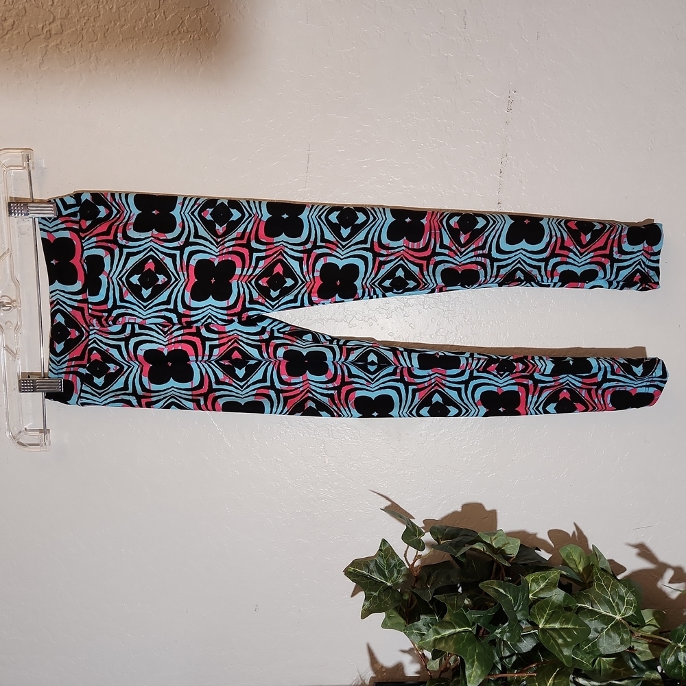 LULAROE L/XL Patterned Stretch Pant Legging